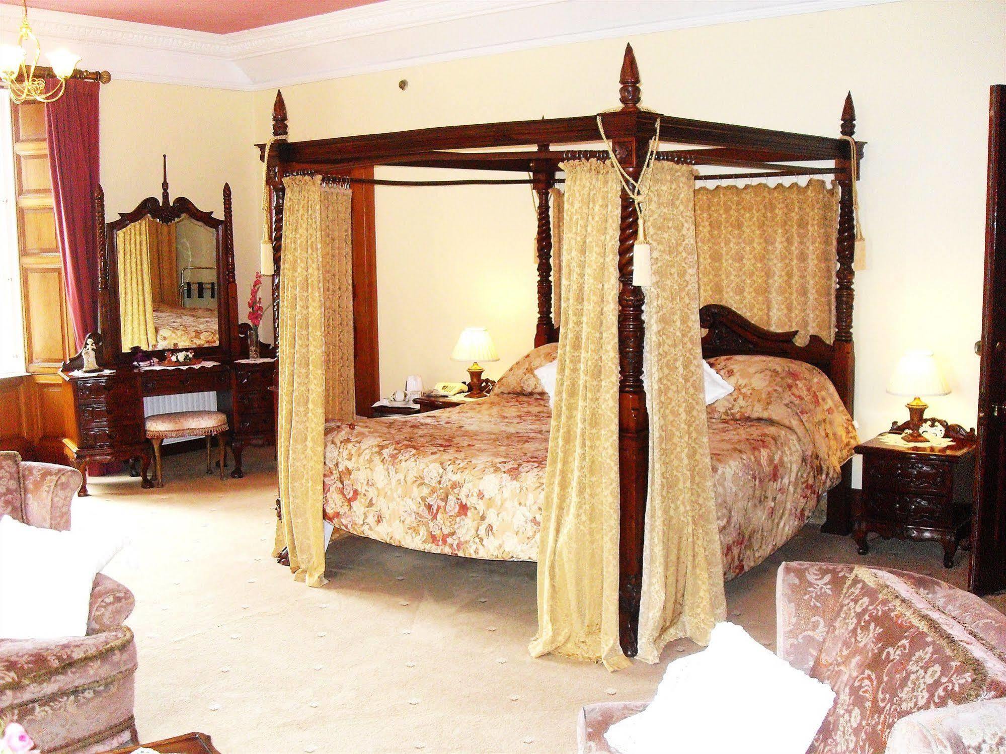 Ledgowan Lodge Hotel Акнешин Екстер'єр фото